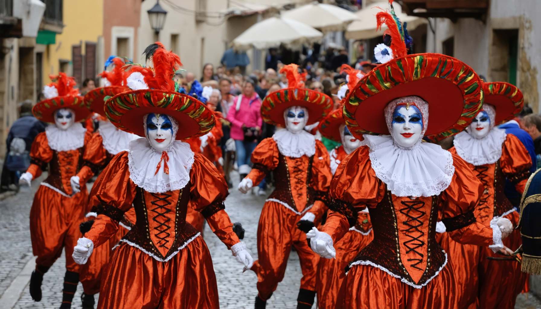 Discover Spain’s Timeless „Carnaval Zorrero”: A Dance of Tradition and Whimsy in Esparragosa de la Serena